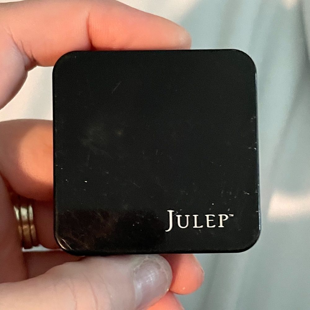 NWOB FLAWED Julep Multidimensional Orbital Eyeshadow - Androme